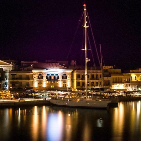 Naves Suites Ermoupoli Exterior photo